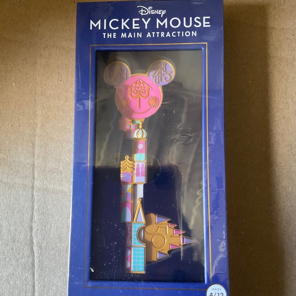 Disney Mickey main attraction key